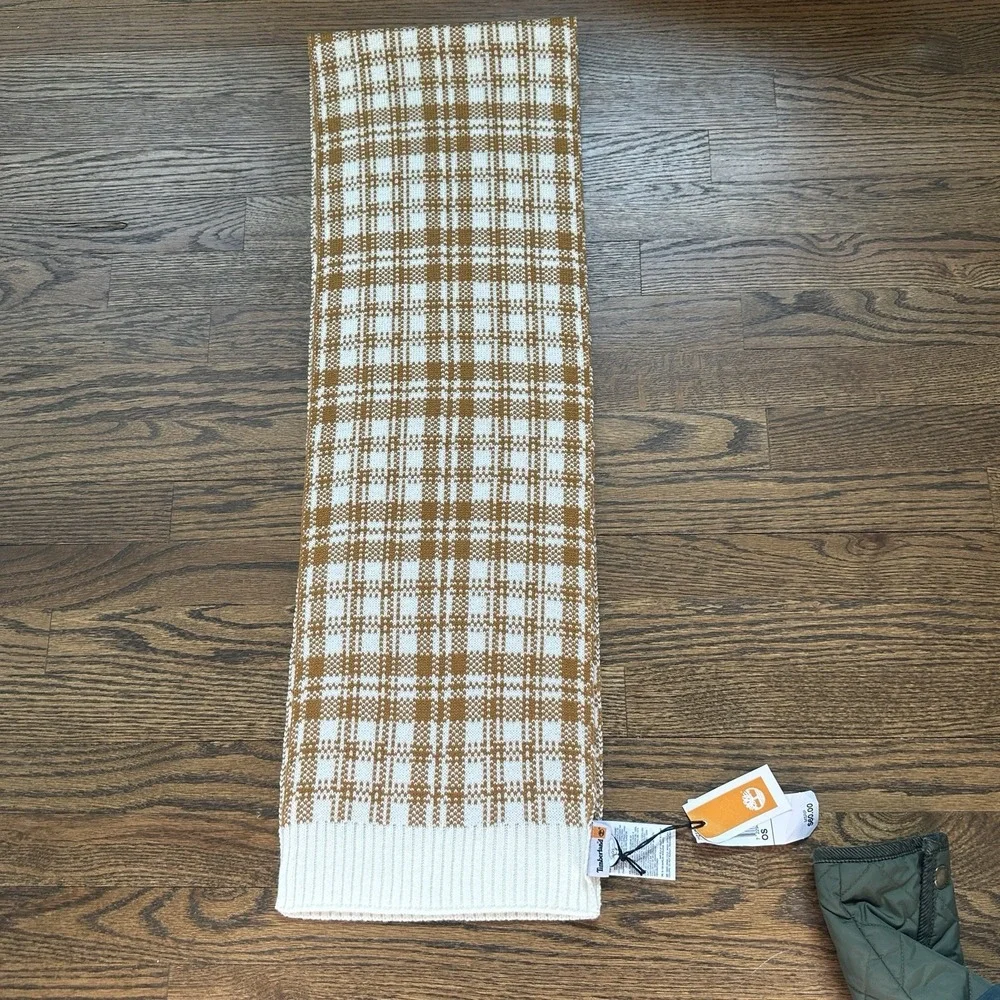 Timberland Scarf Wheat Plaid Brown Knit Winter Rectangle Logo T101808 NEW